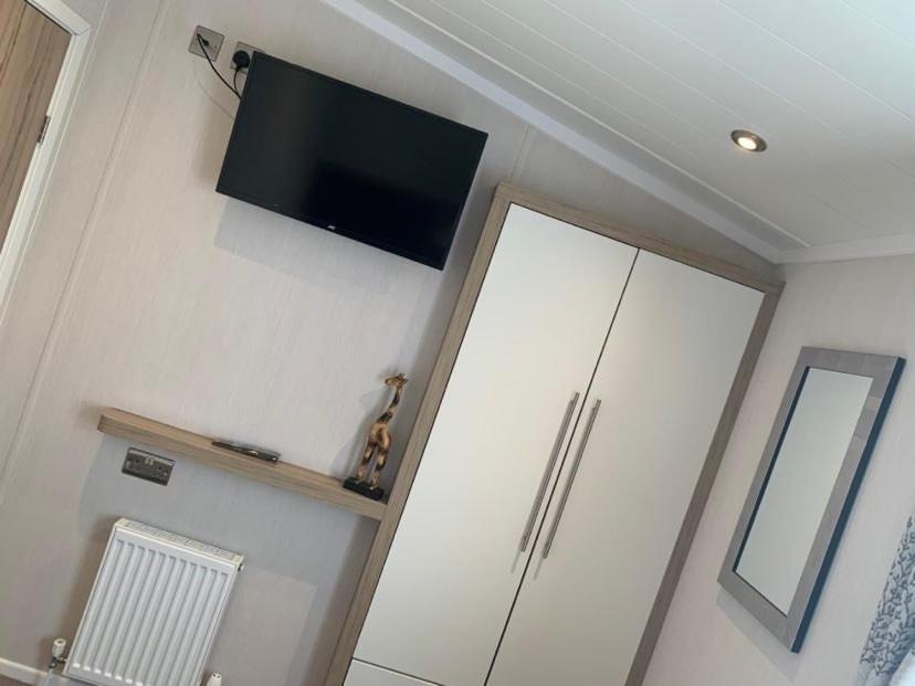 Muscovy Lodge With Hot Tub At Tattershall Lakes Country Park المظهر الخارجي الصورة