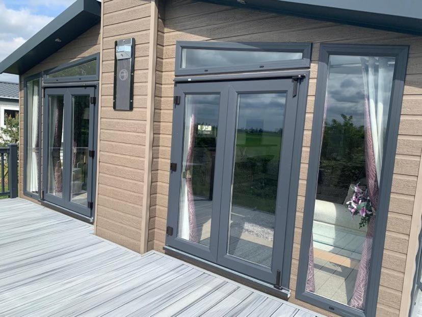 Muscovy Lodge With Hot Tub At Tattershall Lakes Country Park المظهر الخارجي الصورة